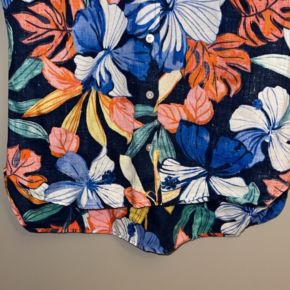 TOMMY BAHAMA | Floral Short Sleeve Hawaiian Shirt Women’s XXS - Picture 3 of 9